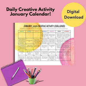 Puede incluir: Un calendario imprimible de enero de 2025 con indicaciones de actividades creativas diarias. El calendario está decorado con círculos de acuarela amarillos, rosas y azules. El texto "Descarga digital" está en un círculo amarillo en la esquina superior derecha.