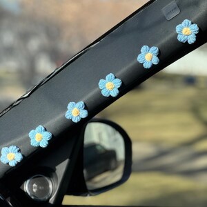 Daisy Car Accessories, Flower Crochet Car Decor Accessory, Handmade Daisy Car Charm, Dashboard Decor, Gift for Her, Floral Car Decoration