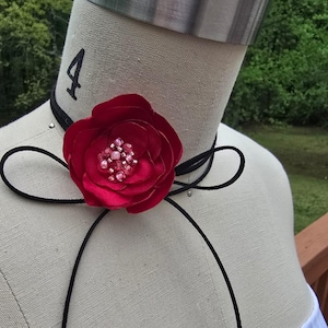 Handmade Floral Choker Necklace