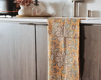 Toallas de mano de algodón khadi con estampado de bloques: flecos florales amarillos, tejido gofrado (juego de 2)