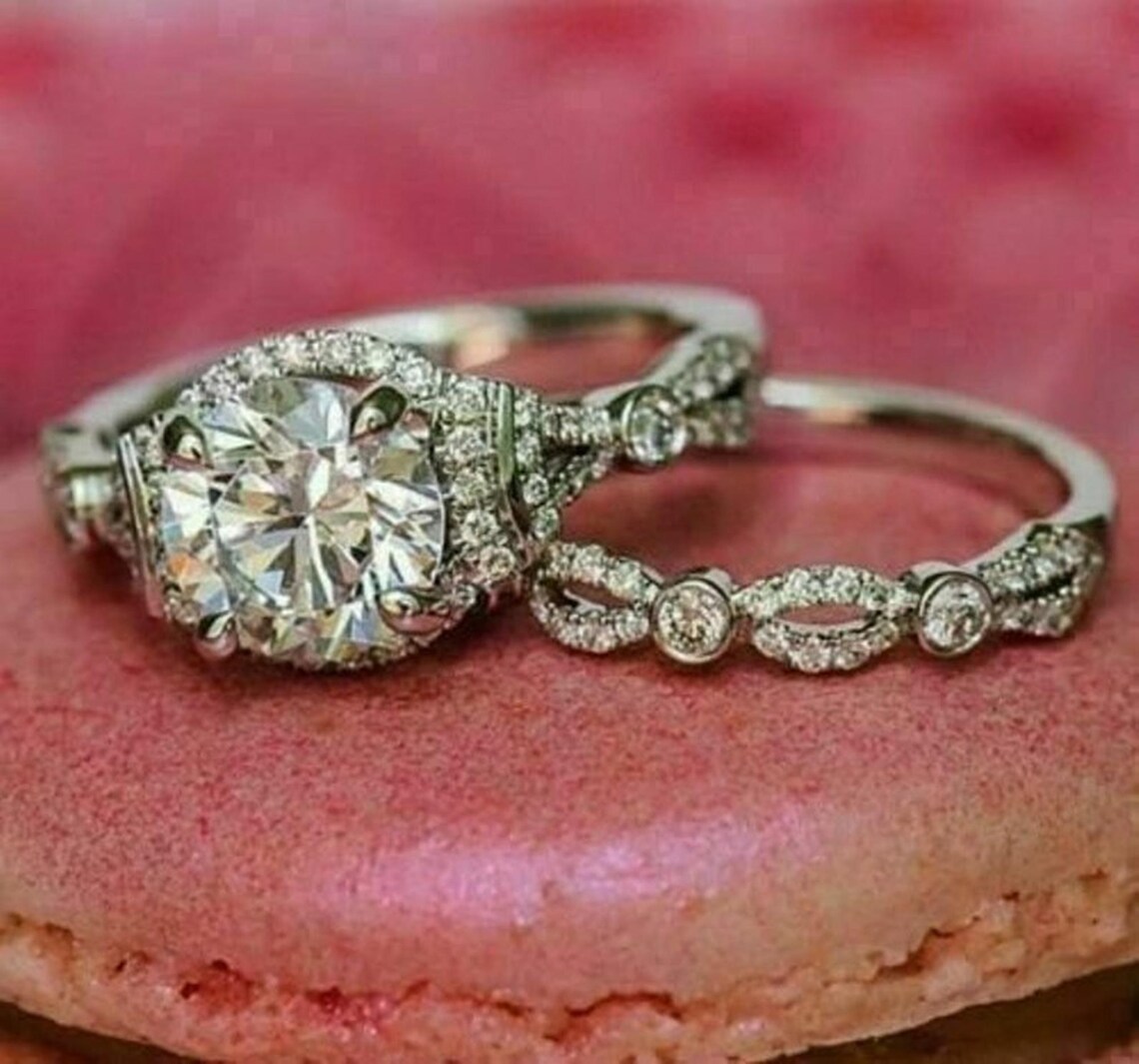 Art Deco Wedding Bridal Ring Set, Round Cut Moissanite Diamond Ring Set ...