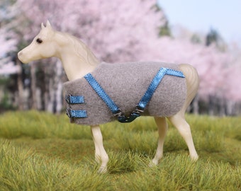 Stable Blanket for Breyer Stablemate G1 Arabian Model Horses - Grey and Teal