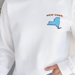 New York Embroidered Crewneck Sweatshirt