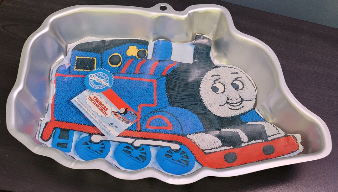 Vintage 1994 Wilton Thomas the Tank Train Engine Cake Pan W ...