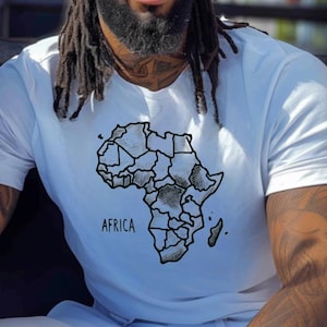 T-shirt unisexe dessiné à la main, design sommaire, t-shirt personnalisé, authentique chemise dessinée à la main, t-shirt croquis unique, carte africaine