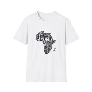Afrikanische Karte Unisex Softstyle T-Shirt, Ubuntu Wort bedeutet Menschlichkeit für andere, afrikanisches T-Shirt, soziale Gerechtigkeit Shirt, schwarze Geschichte Monat Geschenk