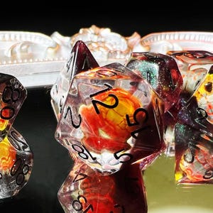 Dragon Egg Dice,Volcanic Lava Dragon Egg Dice, Magma  DnD Dice Set,Resin Dice Set,A gift for DnD Player, RPG Dice Set,dragon d&d dice