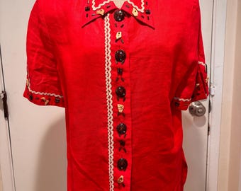 Red Linen appliqué shirt