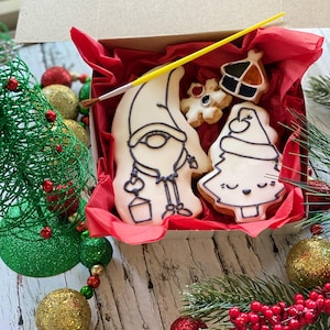 PYO Gnome Cookie Kit – Christmas Paint Your Own Cookie Set – Holiday Activity for Kids