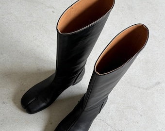 Handmade Black Leather Split Toe Boots | Artisan Japanese Tabi Boots | Custom Handcrafted Tall Leather Shoes | Minimalist Fashion Footwear