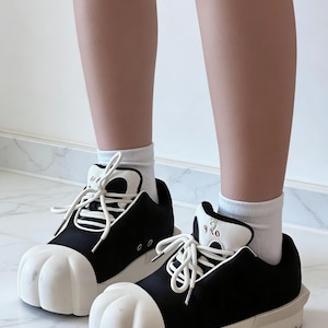 Cute Cat Paw Shoes – Funny Oversized Sneakers with Claw Toe Design, Kawaii Cartoon Animal Cosplay Shoes, Unisex Chunky Platform Trainers