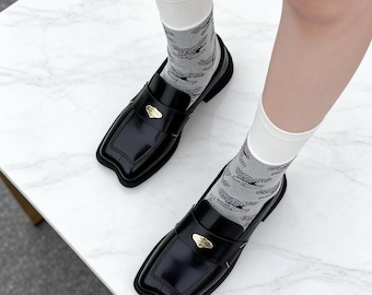 Mocasines de cuero negro hechos a mano | Zapatos con punta cuadrada y corte | Zapatos vintage de cuero hechos a mano | Zapatos de vestir de cuero genuino personalizados