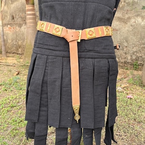 Medieval Leather Belt Handmade | Adjustable Vintage Waist Belt for Men & Women | Renaissance Costume Accessory