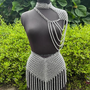 Fashionable Medieval Aluminium Butted 10 mm 16 Guage Chainmail Top With Skirt For Hot Women