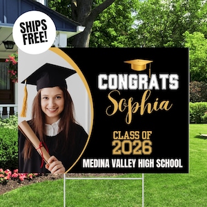 Graduation Yard Sign 2026, Custom Photo Grad Sign, Class of 2026 Announcement, High School Senior Lawn Sign, Graduation Banner Lawn Sign