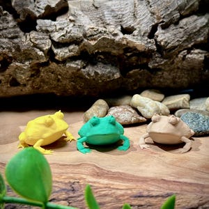 Baby Pac-Man Frog Magnet