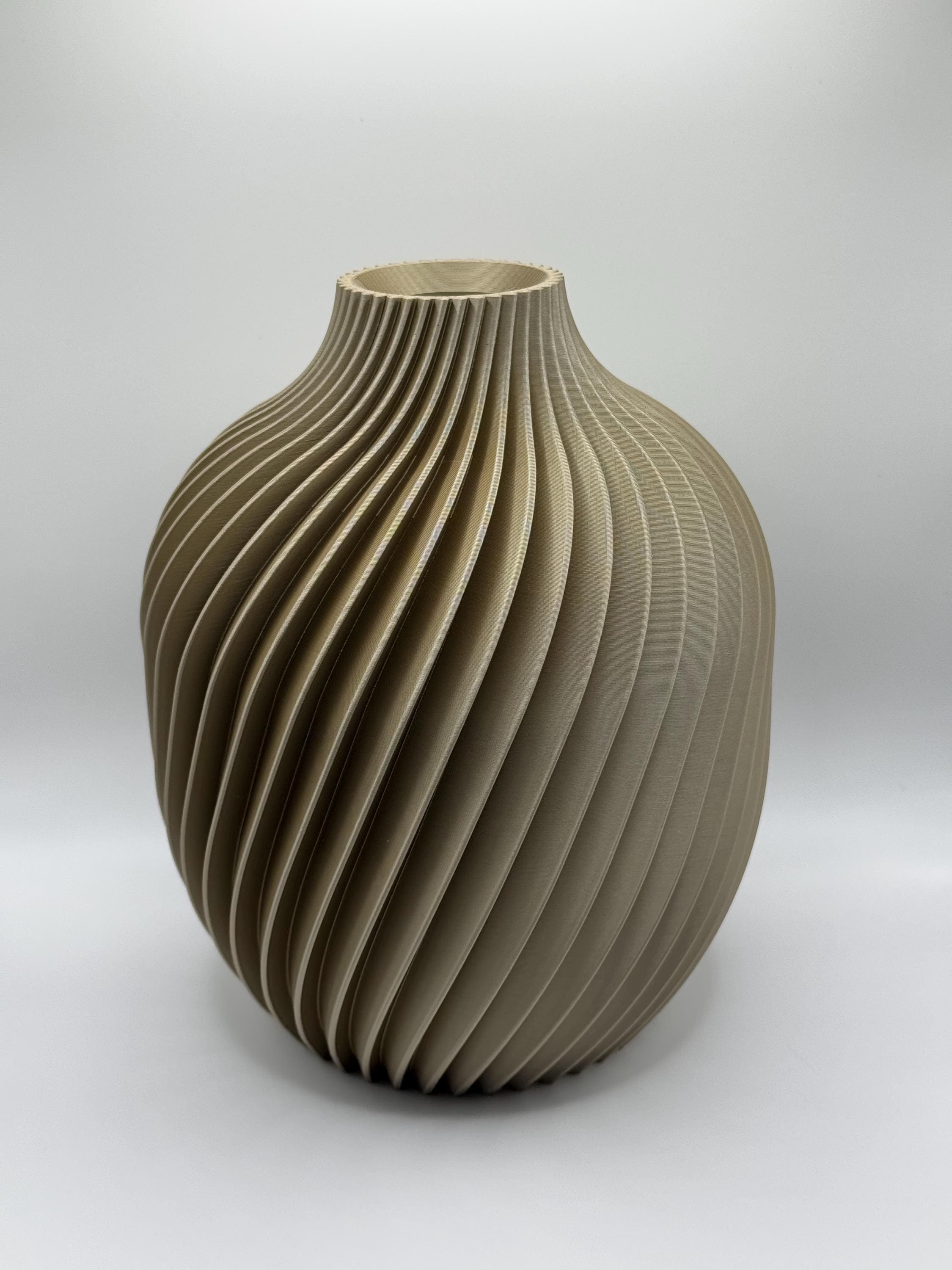 Modern Gold Spiral Vase - Elegant Decorative Piece - Etsy UK