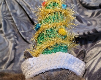 Christmas tree hat-for cat or small dog