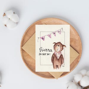 Tarjeta de nacimiento de oso "Es una niña" - Impresión artística en acuarela tamaño A6, pintada a mano.