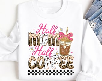 PNG "Coffee Mama", Design de camiseta "Meio Mãe, Meio Café", PNG "Retrô Xadrez Coquette Bow", Download de sublimação para maternidade moderna