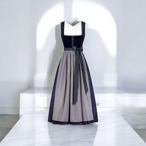 Dark Blue Dirndl Dress | Timeless Bavarian Elegance Oktoberfest Dirndl