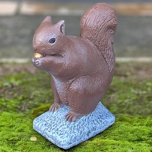 Garten Eichhörnchen Skulptur Beton Gartenfigur Outdoor Walddekor Rustikale Hofverzierung Zementtierdekoration Eichhörnchenliebhaber Geschenk