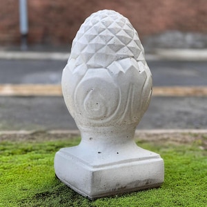 Stone acorn figurine Concrete autumn decoration Outdoor garden ornament Cement acorn sculpture Forest figurine Handmade acorn art Gift
