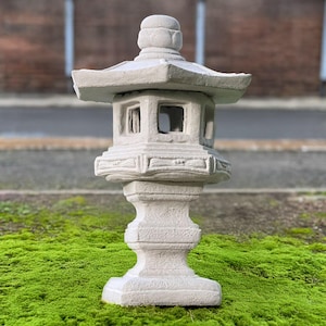 Japanese pagoda statue Concrete lantern pagoda figurine Stone lantern sculpture Zen garden ornament Pagoda lover gift Front door decoration