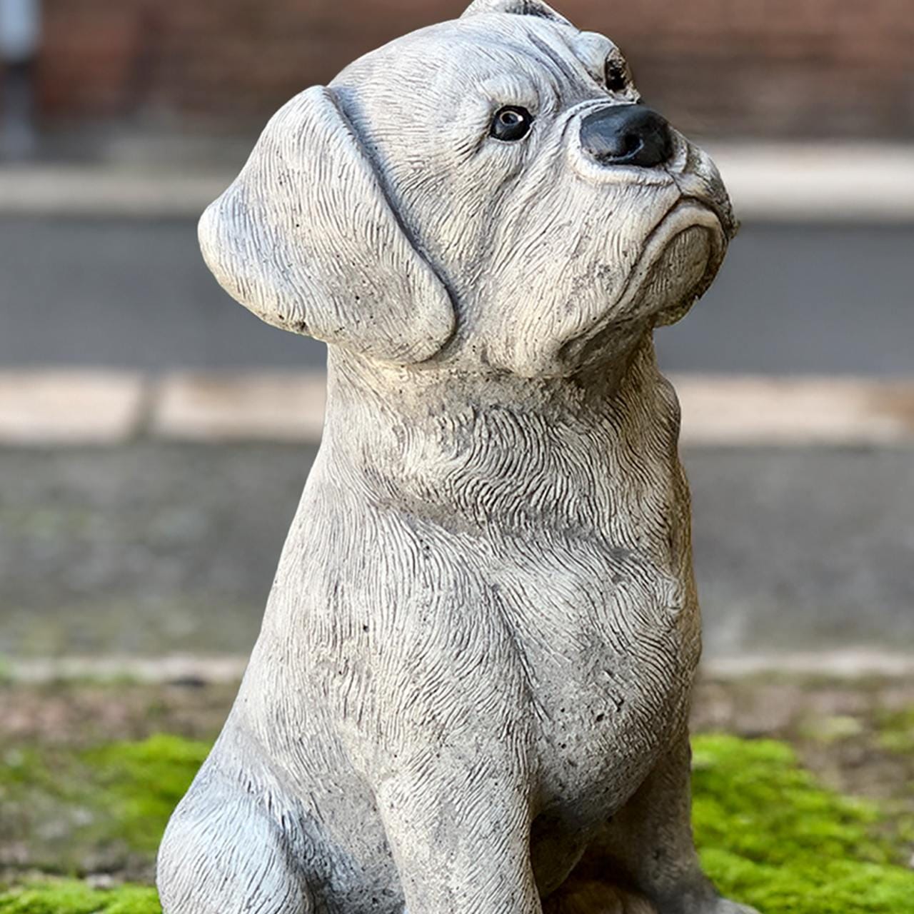 屋外用ブルドッグフィギュア コンクリート製犬像 石造りペット彫刻