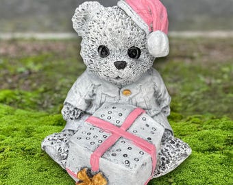 Beer met cadeau beeldje beton dier standbeeld handgemaakte winterbeer sculptuur steen beer ornament buiten tuin vakantie decor beer kunst cadeau