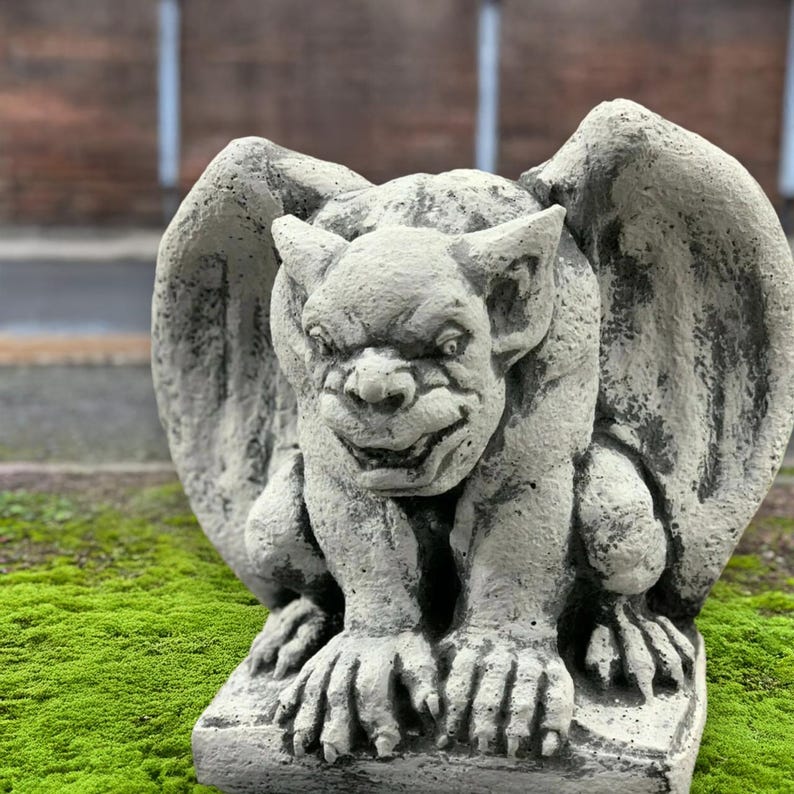 Large Gargoyle Statue Gothic Garden Decor Concrete Guardian Gargoyle ...