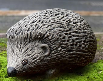Stone hedgehog decor Concrete garden animal sculpture Cute yard hedgehog statue Cement woodland ornament Outdoor wildlife figurine Yard art