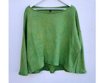 Green slouchy jumper top minimalist hippie style layering garment baggy loose tarot moon wise healing tops mori ethical therapeutic clothing