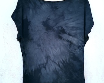 Simple tee womens hand dyed mottled grey black hand dyed earthy shirts eco sustainable natural ladies handmade garments Europe
