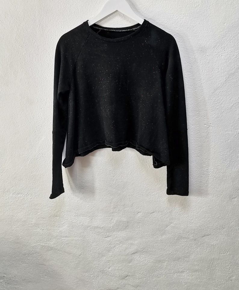 brown black long sleeve crop jumper