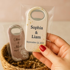 Personalisierter Geschenk-Magnet Flaschenöffner-Hochzeits-Bevorzugung, Individuell gravierter Flaschenöffner, Hochzeits-Souvenir, Magnet-Flaschenöffner in Schüttgut, Hochzeit