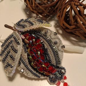 Garnet. Brooch.