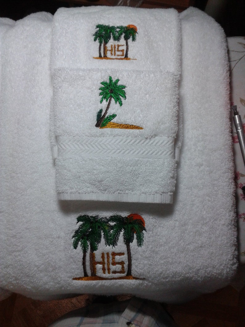Bath towel set Embroidered with His & Hers Palm Tree | Etsy