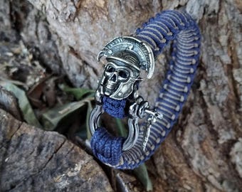 Handmade Paracord Spartan Helmet Bracelet: Stainless Steel Shackle
