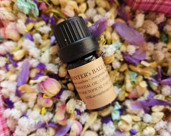 A Winter's Ball Essential Oil Blend. Dark Evergreens, Mosses, Incense. 5 ML