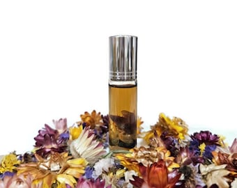 Oracle Essential Oil Blend. For tarot, meduimship, intuitive, psychic readings. 10 ML