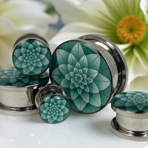 Green Lotus Picture Plugs gauges - 16g, 14g, 12g, 10g, 8g, 6g, 4g, 2g, 0g, 00g, 1/2, 9/16, 5/8, 3/4, 7/8, 1 inch 28mm, 32mm, 35mm,38mm