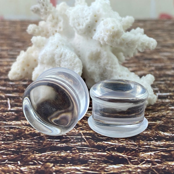 Clear Glass Single Flare Plugs With Clear O-ring (PG-595) gauges - 6g, 4g, 2g, 0g, 00g, 1/2", 9/16", 5/8".