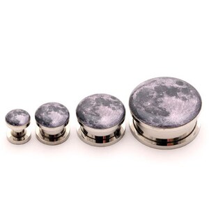 Full Moon Picture Plugs gauges 16g, 14g, 12g, 10g, 8g, 6g, 4g, 2g, 0g, 00g, 7/16, 1/2, 9/16, 5/8, 3/4, 7/8, 1 inch image 2