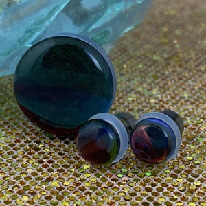 Iridescent Smokey Glass Single Flare Plugs (PG-603) gauges - 6g, 4g, 2g, 0g, 00g, 7/16", 1/2", 9/16", 5/8".