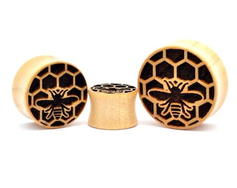 Pair Laser Engraved Honeycomb Crocodile Wood Plugs (PW-265) - Sold as a Pair - 5/8, 3/4, 7/8, 1 inch gauges