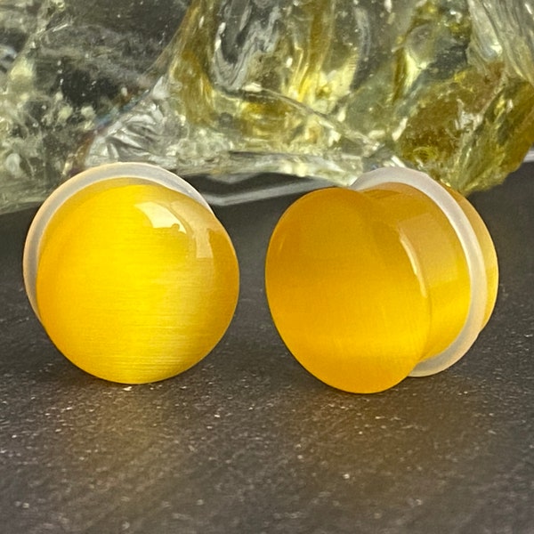 Yellow Cat Eye Stone Single Flare Plugs (STN-723) - 6g, 4g,  2g, 0g, 00g, 1/2", 9/16", 5/8".