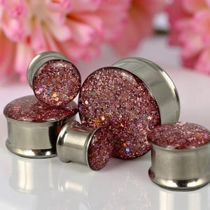 Embedded Atomic Pink Glitter Double Flare Resin Plugs (EMB-019) 00g, 1/2&quot;, 9/16&quot;, 5/8&quot;, 3/4&quot;, 7/8&quot;, 1&quot;, 28mm, 32mm,35mm, 38mm, 42mm