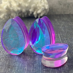 Purple Faceted Iridescent Glass Teardrop Double Flare Plugs (PG-589) gauges - 2g, 0g, 00g, 7/16", 1/2", 9/16", 5/8", 3/4", 7/8" 1".