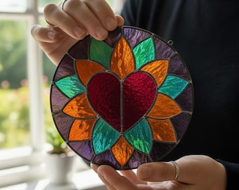 Hartmandala glas-in-loodpatroon | Romantisch digitaal ontwerp